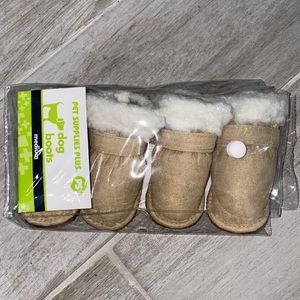 🍀4/$12, NWT, Tan, Dog Boots, Medium